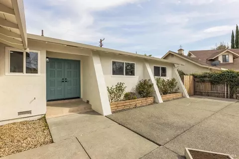 2202 Cunningham Dr, Fairfield, CA 94533 photo 2