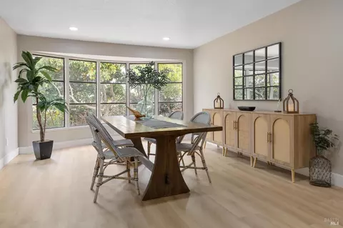 2202 Cunningham Dr, Fairfield, CA 94533