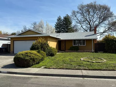 2344 Twain Ct, Fairfield, CA 94533