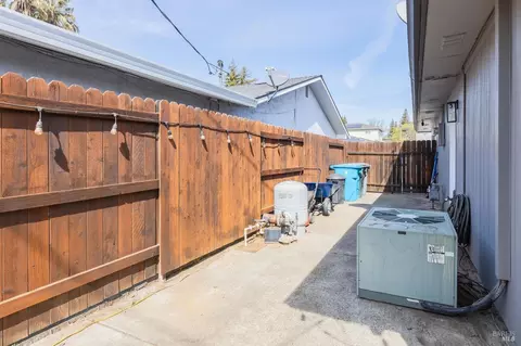 389 Elder St, Vacaville, CA 95688 photo 33