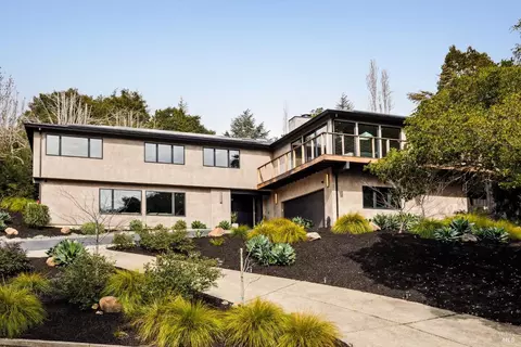 86 Manderly Rd, San Rafael, CA 94901