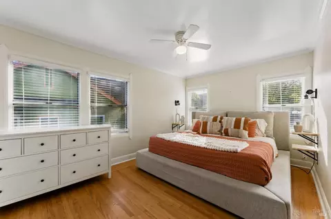 Bedroom - 132 Mountain View Ave, Vallejo, CA 94590 photo 1 of 11