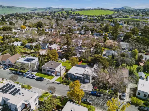 View/Area - 132 Mountain View Ave, Vallejo, CA 94590 photo 2 of 3