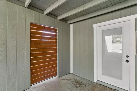 Exterior - 132 Mountain View Ave, Vallejo, CA 94590 photo 14 of 15