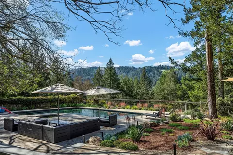 511 Kortum Canyon Rd, Calistoga, CA 94515
