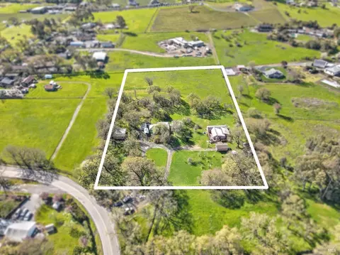 20879 Burndale Rd, Sonoma, CA 95476 photo 2