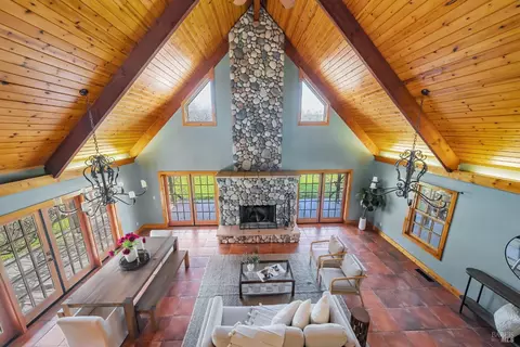 16580 Daly Pl, Lower Lake, CA 95457