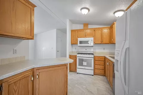 8133 C St, Windsor, CA 95492 photo 15