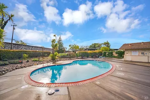 8133 C St, Windsor, CA 95492 photo 40