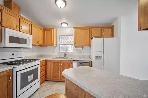 8133 C St, Windsor, CA 95492 photo 13