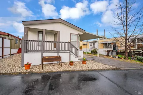 8133 C St, Windsor, CA 95492 photo 3