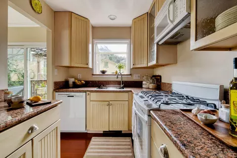 Kitchen - 29 Shell Rd, Mill Valley, CA 94941 photo 2 of 2
