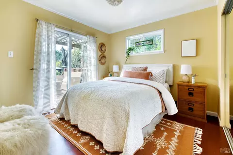 Bedroom - 29 Shell Rd, Mill Valley, CA 94941 photo 2 of 3