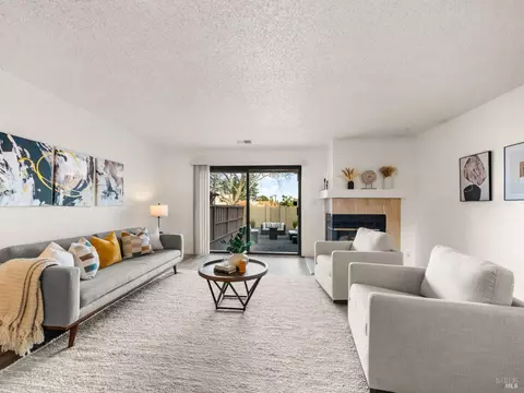 3095 Peppermill Cir, Pittsburg, CA 94565 photo 9