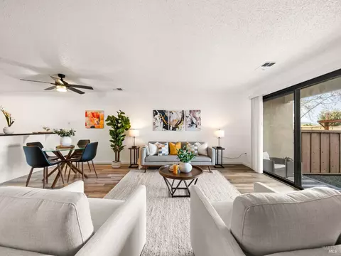 3095 Peppermill Cir, Pittsburg, CA 94565 photo 8