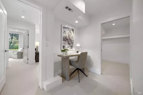 Entry Way - 186 Prospect Ave, Ross, CA 94957 photo 7 of 8
