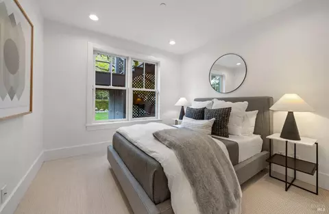 Bedroom - 186 Prospect Ave, Ross, CA 94957 photo 6 of 7