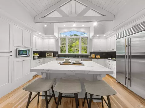 Kitchen - 186 Prospect Ave, Ross, CA 94957 photo 4 of 6