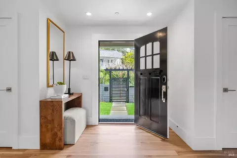 Entry Way - 186 Prospect Ave, Ross, CA 94957 photo 2 of 8