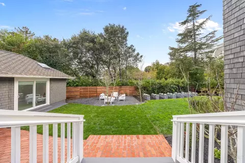 Exterior - 186 Prospect Ave, Ross, CA 94957 photo 3 of 18
