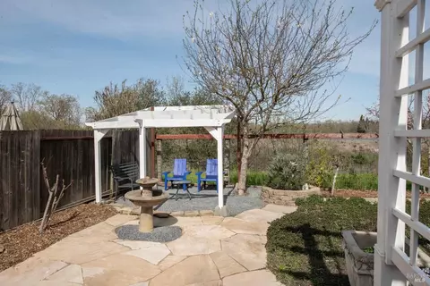 8465 Trione Cir, Windsor, CA 95492 photo 39
