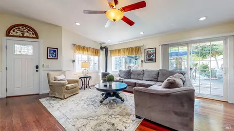 Living - 418 W Cotati Ave, Cotati, CA 94931 photo 6 of 6