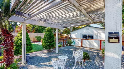 Exterior - 418 W Cotati Ave, Cotati, CA 94931 photo 11 of 29
