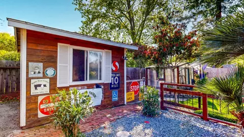 Exterior - 418 W Cotati Ave, Cotati, CA 94931 photo 18 of 29