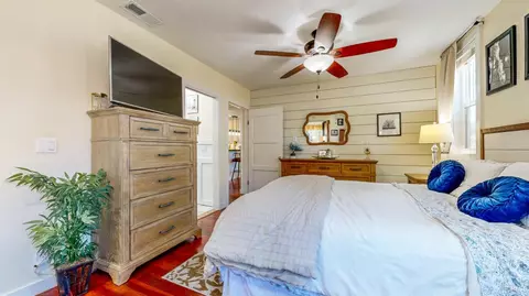 Bedroom - 418 W Cotati Ave, Cotati, CA 94931 photo 5 of 7