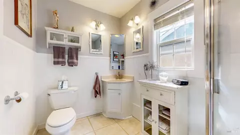 Bath - 418 W Cotati Ave, Cotati, CA 94931 photo 2 of 4