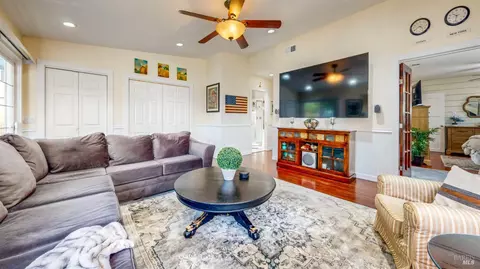 Living - 418 W Cotati Ave, Cotati, CA 94931 photo 5 of 6