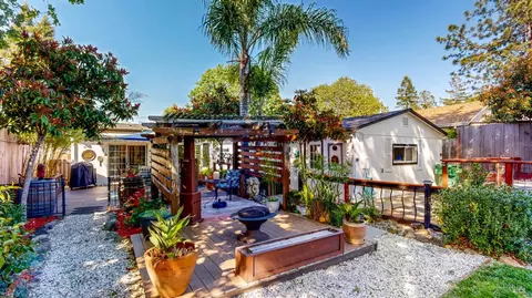 Exterior - 418 W Cotati Ave, Cotati, CA 94931 photo 10 of 29