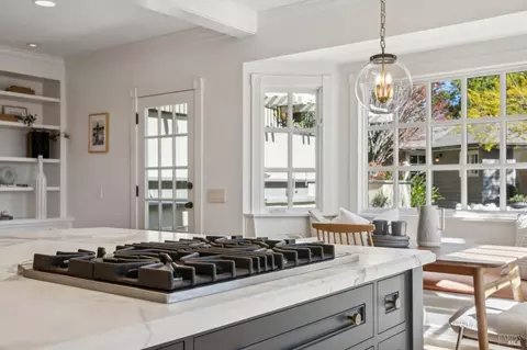 Kitchen - 281 A Crescent Rd, San Anselmo, CA 94960 photo 12 of 15