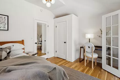 Bedroom - 281 A Crescent Rd, San Anselmo, CA 94960 photo 14 of 15