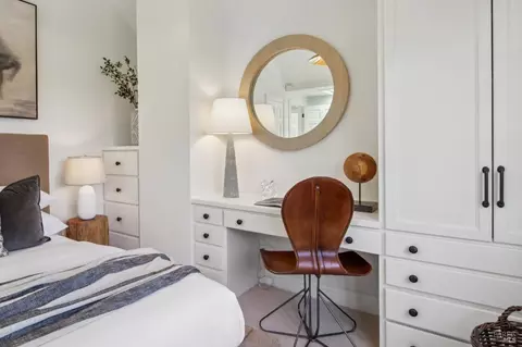 Bedroom - 281 A Crescent Rd, San Anselmo, CA 94960 photo 7 of 15