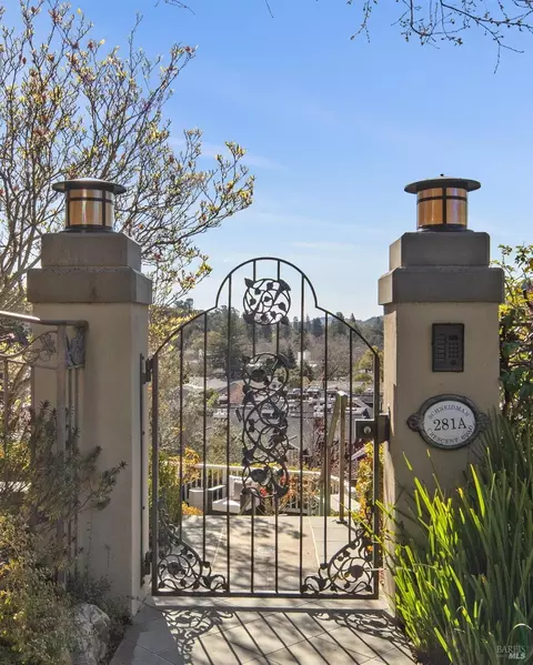 Exterior - 281 A Crescent Rd, San Anselmo, CA 94960 photo 3 of 16