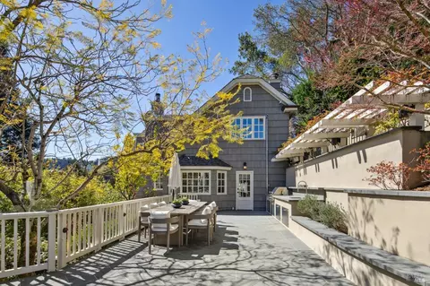 Exterior - 281 A Crescent Rd, San Anselmo, CA 94960 photo 7 of 16