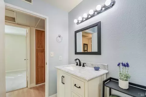 680 Arcadia Dr, Vacaville, CA 95687 photo 19