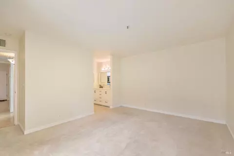 680 Arcadia Dr, Vacaville, CA 95687 photo 25