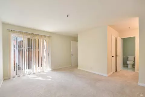 680 Arcadia Dr, Vacaville, CA 95687 photo 24