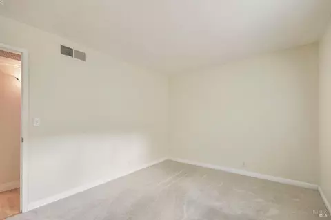 680 Arcadia Dr, Vacaville, CA 95687 photo 18