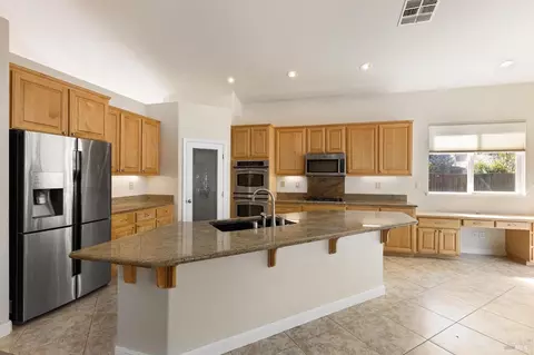 Kitchen - 2550 Duncan St, Dixon, CA 95620 photo 1 of 4