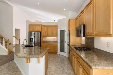 Kitchen - 2550 Duncan St, Dixon, CA 95620 photo 3 of 4