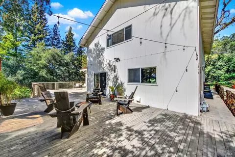 Exterior - 1908 Silverado Trl, Napa, CA 94558 photo 9 of 29