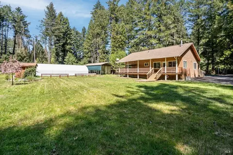 1271 Hoiland Rd, Laytonville, CA 95454