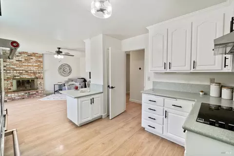 Kitchen - 519 Fruitvale Rd, Vacaville, CA 95688 photo 1 of 4