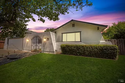 Exterior - 519 Fruitvale Rd, Vacaville, CA 95688 photo 2 of 15