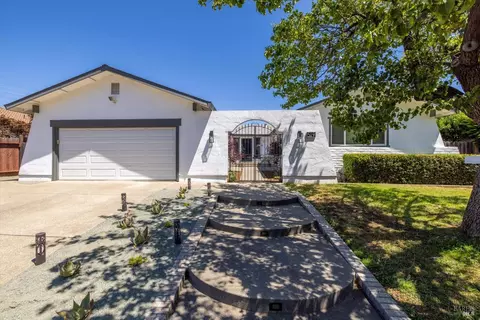 Exterior - 519 Fruitvale Rd, Vacaville, CA 95688 photo 4 of 15