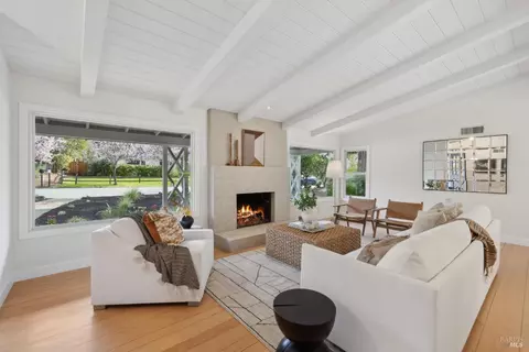 35 Green Valley Ct, San Anselmo, CA 94960