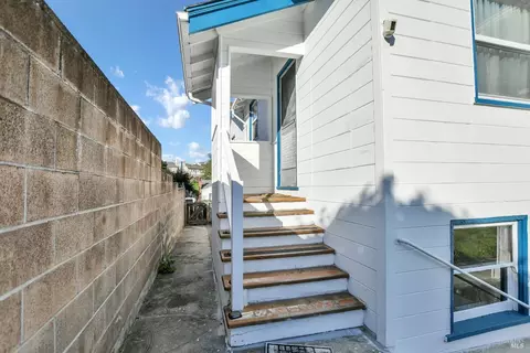417 Harris Ave, Rodeo, CA 94572 photo 27